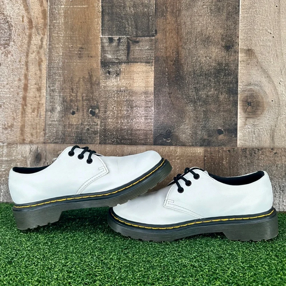Dr. Martens 1461 White Leather Oxfords Dress Casual Shoes - Junior Size 1‎
